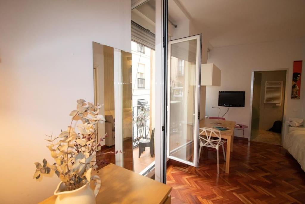 Apartment Exclusivo Y Acogedor Con Balcon En Chueca, Con Aire Acondicionado Y Calefaccion